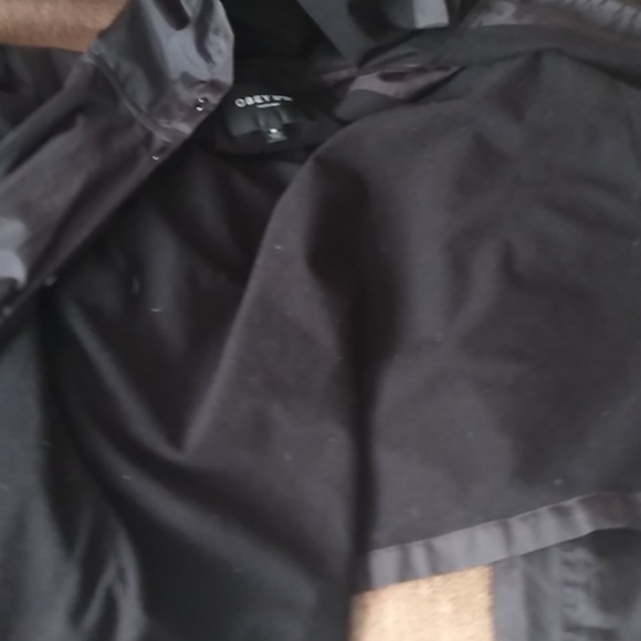 Jacket - Picture 3 of 4